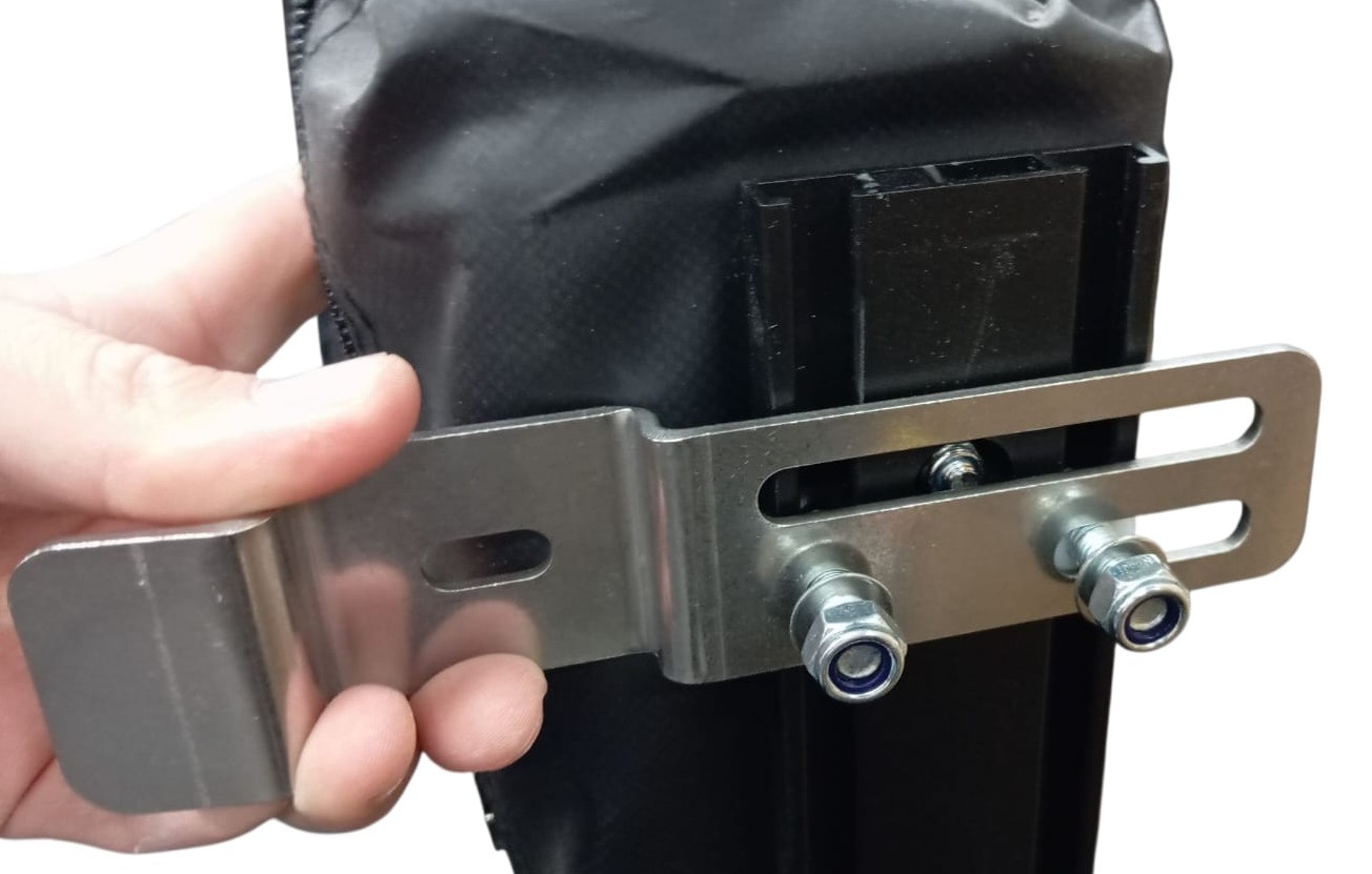 Ozroofracks | Gutter Clamps