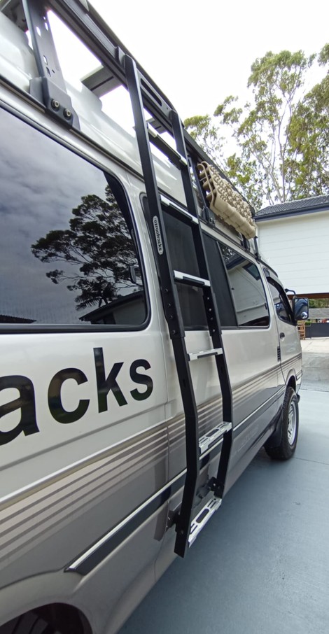 Ozroofracks | Hiace Roof Racks