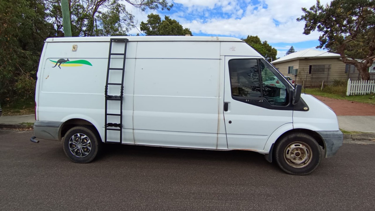 Ozroofracks | Rain Gutter Roof Rack