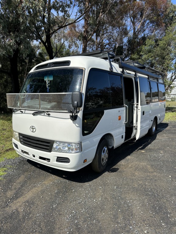 Ozroofracks | Universal Roof Rack Mounting Brackets