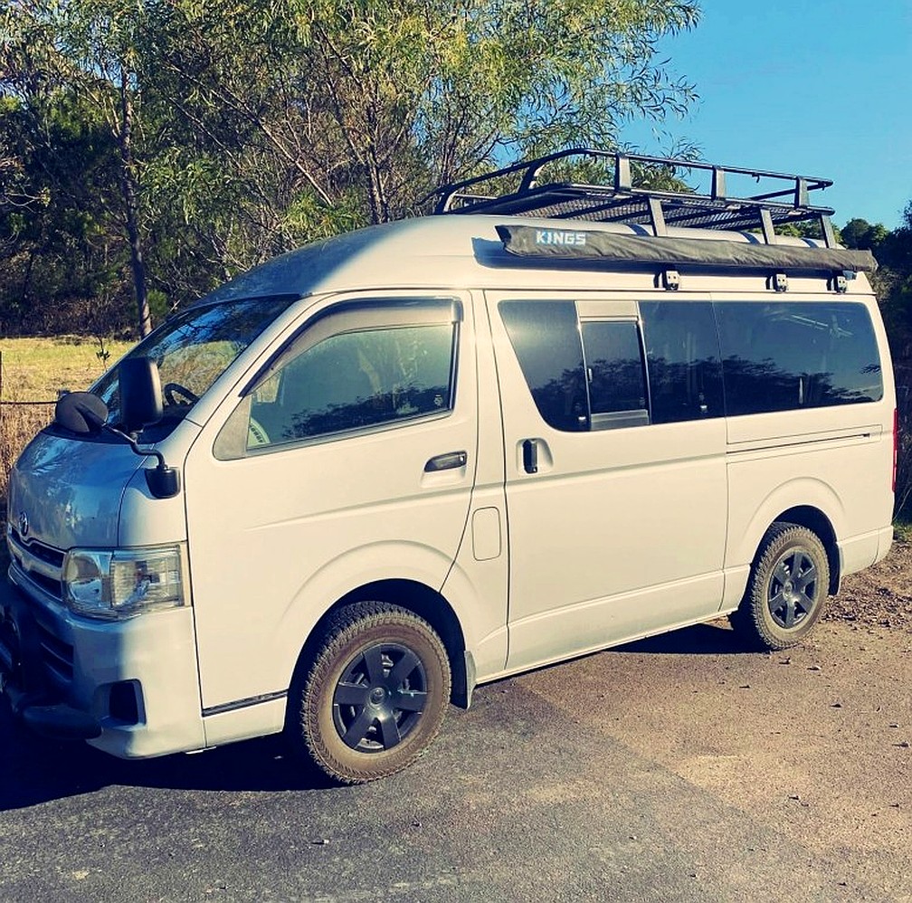 Ozroofracks | Nissan Homy Roof Racks