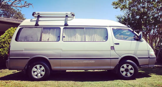 Ozroofracks | Hiace Roof Racks